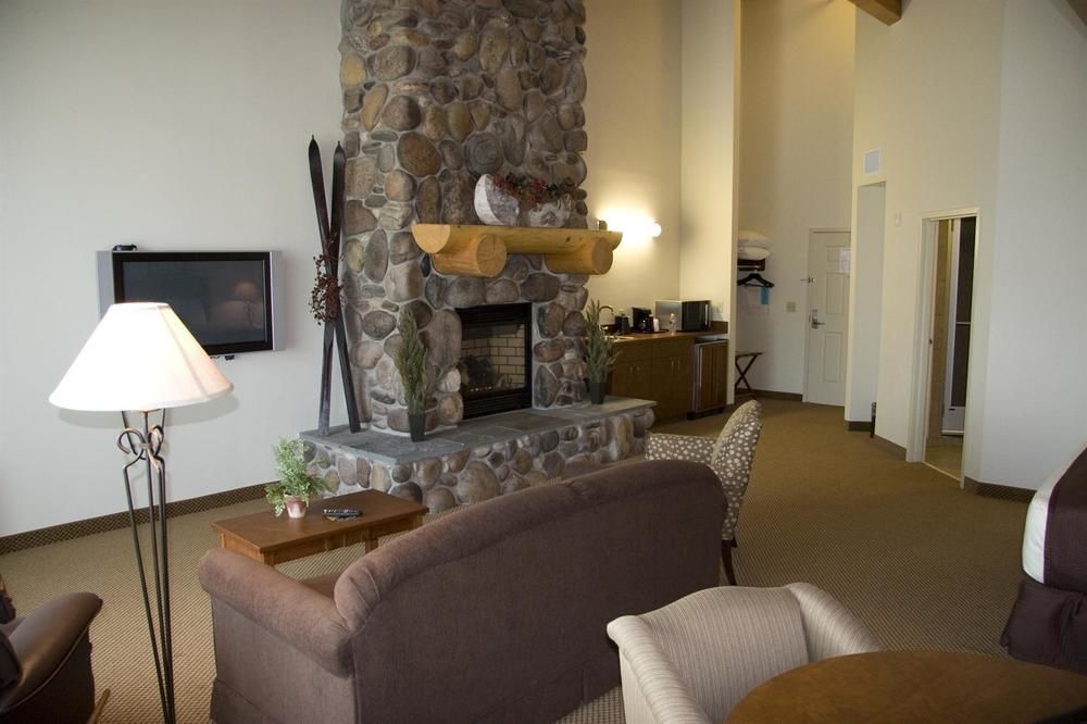 Casper C'Mon Inn Hotel & Suites Evansville Екстер'єр фото