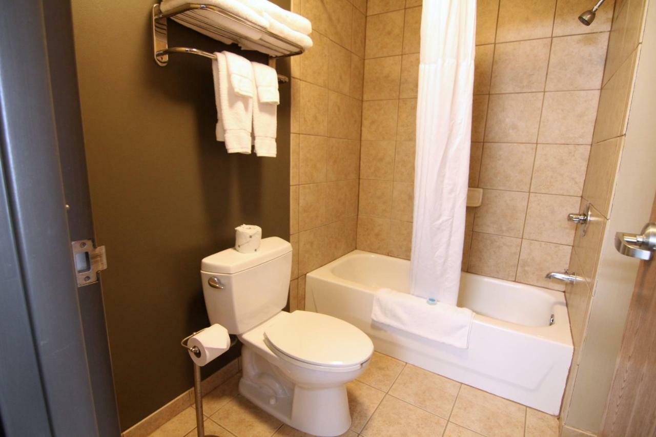 Casper C'Mon Inn Hotel & Suites Evansville Екстер'єр фото